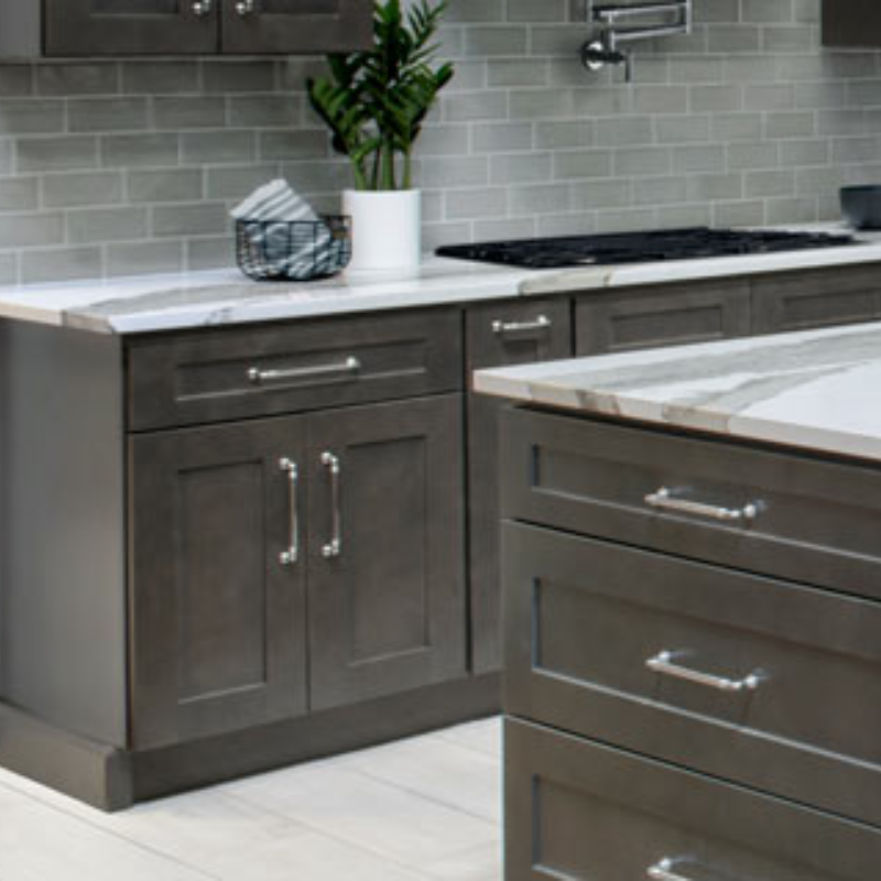 kitchen-cabinets-shaker-gray-800x800